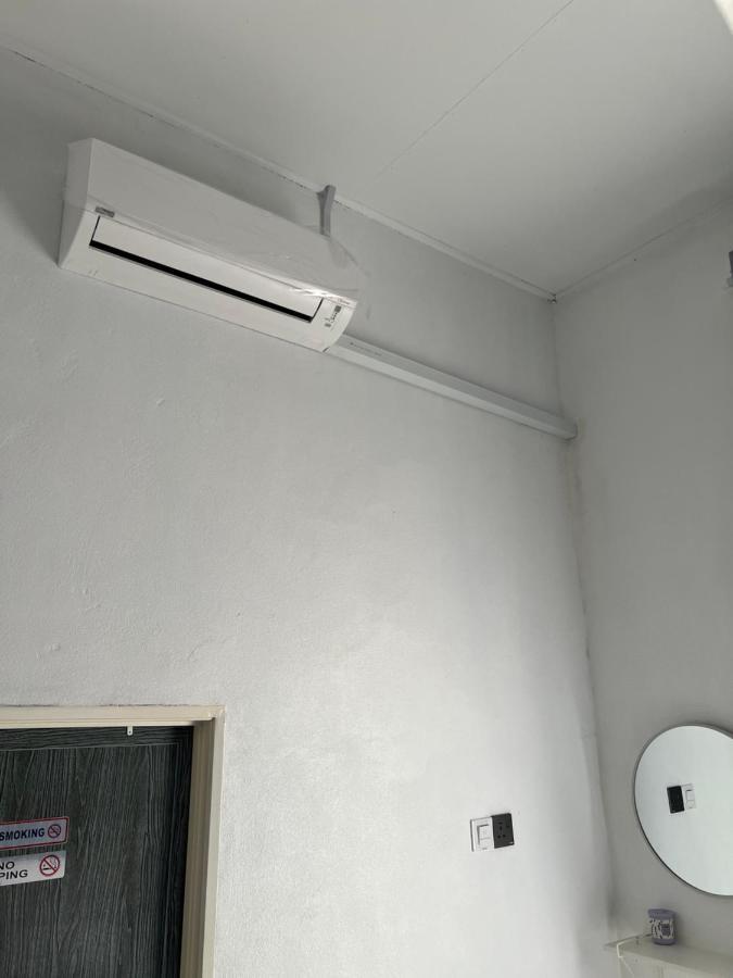 Majestic Homestay - Pasir Puteh Exterior foto